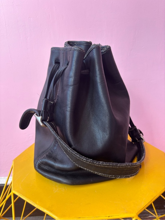 Coach Handbags - Vintage Coach Purse 9165 Legacy Black Leather Bucket Bag